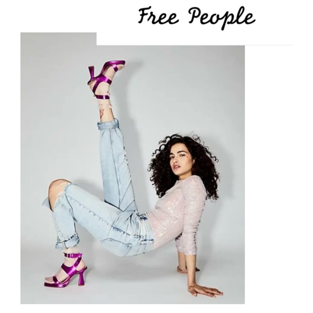 New Free People Candice Heels Metallic magenta pink
Size: 7 1/2 or 9 1/2 - Picture 1 of 12